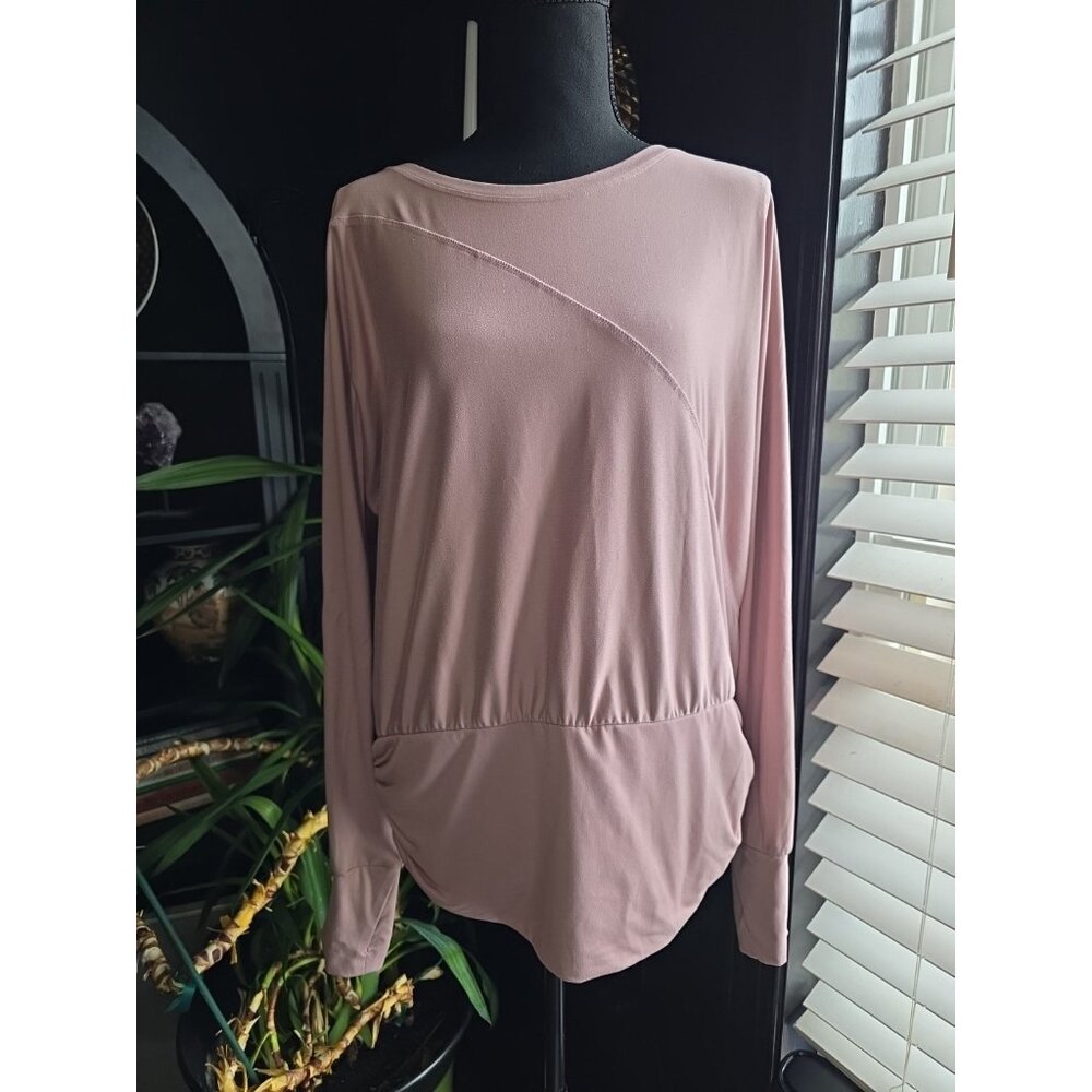 Tahari Sport Woman Long Sleeve Ruched Top XL Blush Pink Athleisure